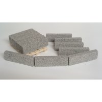 Granit-Hochbordsteine, grau 5 Stück  1:14,5
